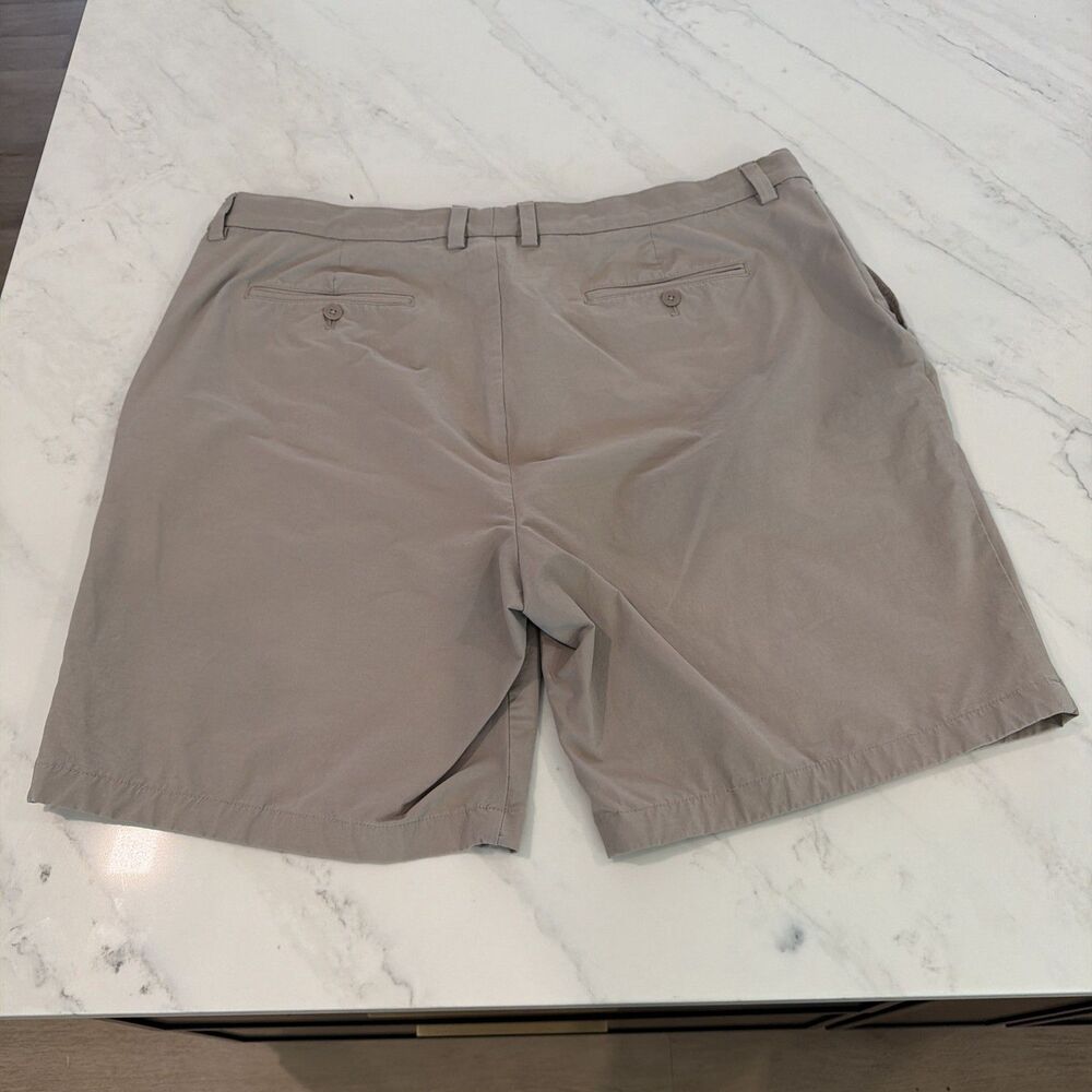 2 pairs Vineyard Vines On The Go OTG Performance Shorts Men 42 Chino Golf - Picture 4 of 8